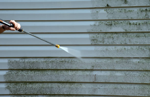Best Driveway Pressure Washing  in Englewood, CO
